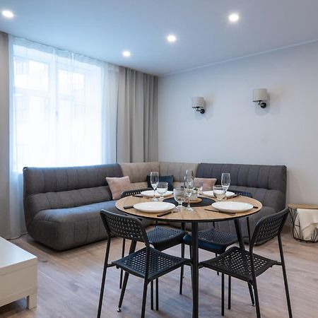 Friends And Family Vacation Apartments Riga Exterior foto