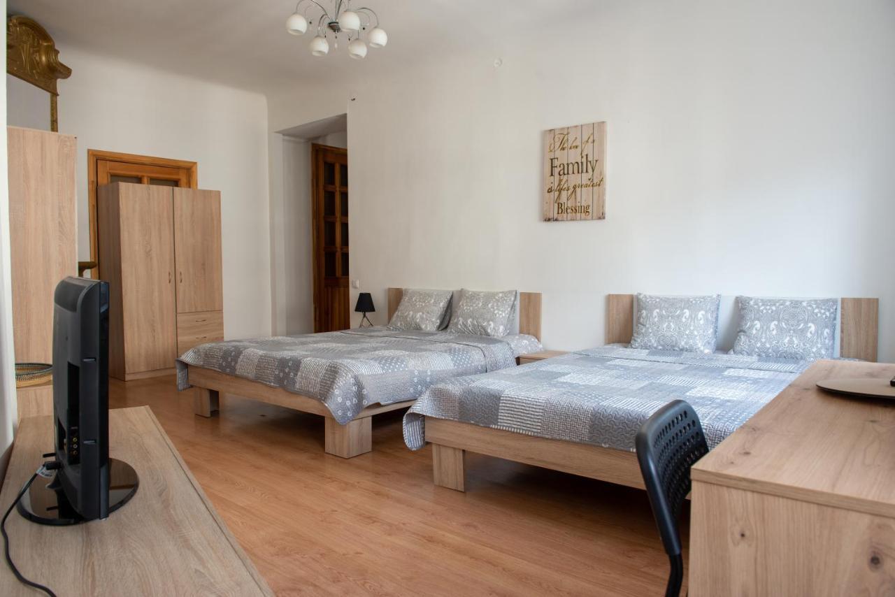 Friends And Family Vacation Apartments Riga Exterior foto